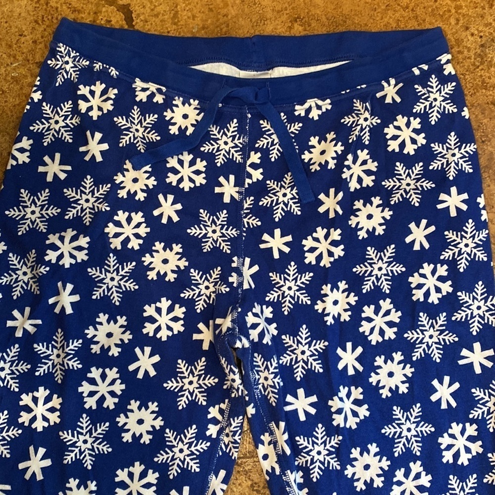 HANNA Anderson blue and white snowflake jogger style pajama‎ pants